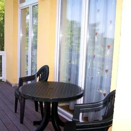 Bergfrieden 45428 וילה גוהרן